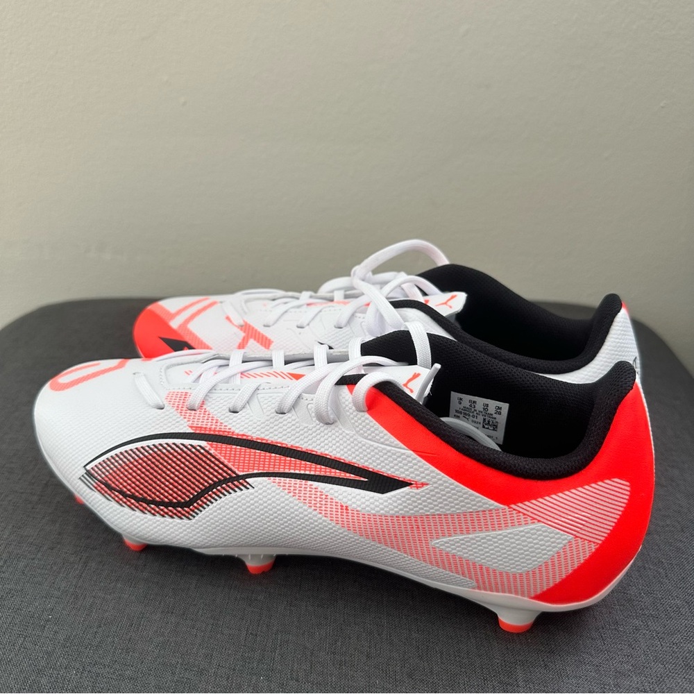 Puma Ultra 5 Play FG/AG Men’s Soccer Cleats Football Shoes White Size 10